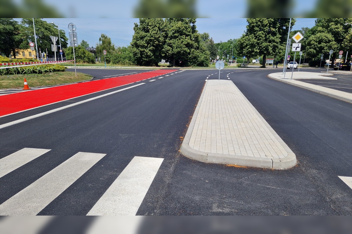 FOTO: Takto vyzerá zrekonštruovaný priestor pred stanicou v Piešťanoch, verejnosti sa sprístupní už čoskoro, foto 2