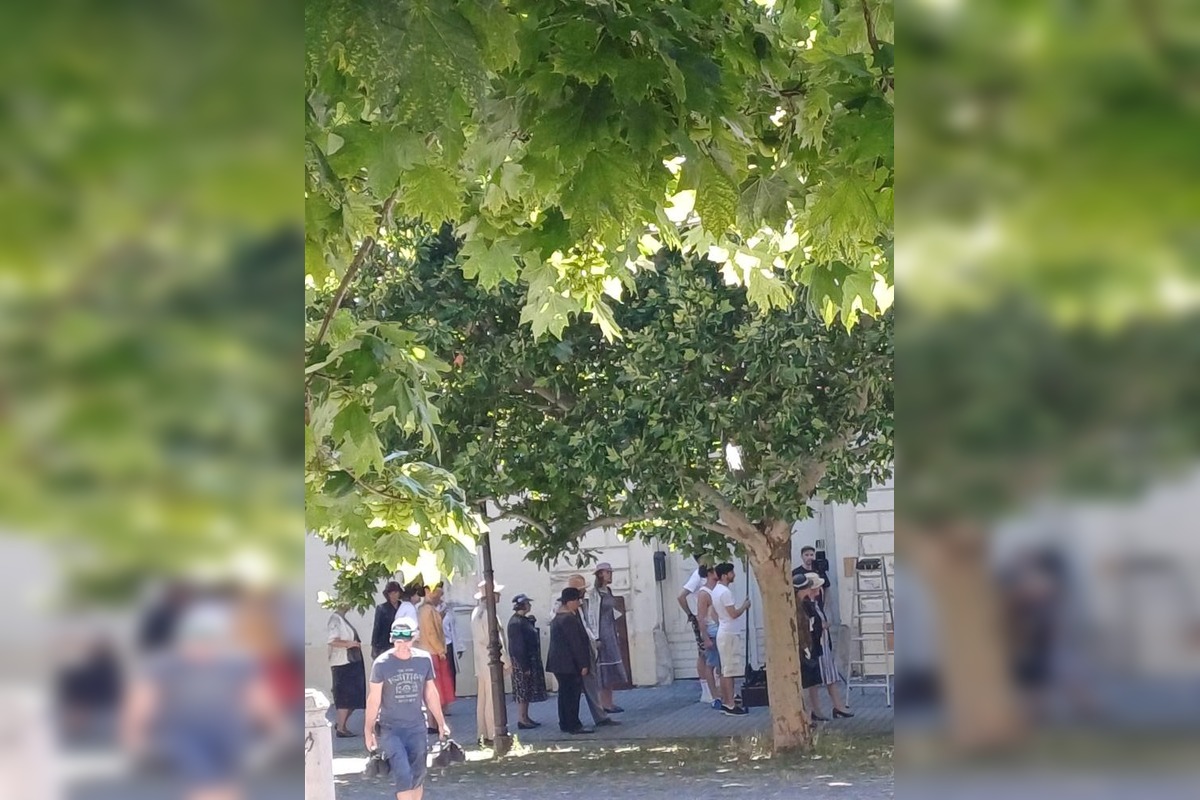 FOTO: V Trnave sa natáčal seriál Dunaj, k vašim službám, foto 1