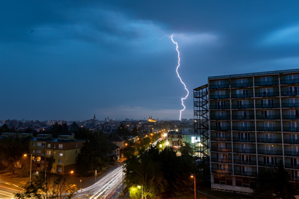 FOTO: Trnavou sa prehnala búrka, akú si nepamätajú ani najstarší obyvatelia, foto 5