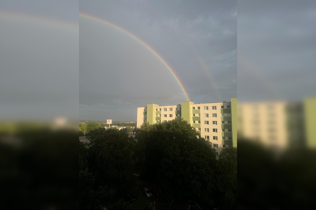 FOTO: Trnavčania zachytili krásnu dvojitú dúhu nad mestom, foto 1