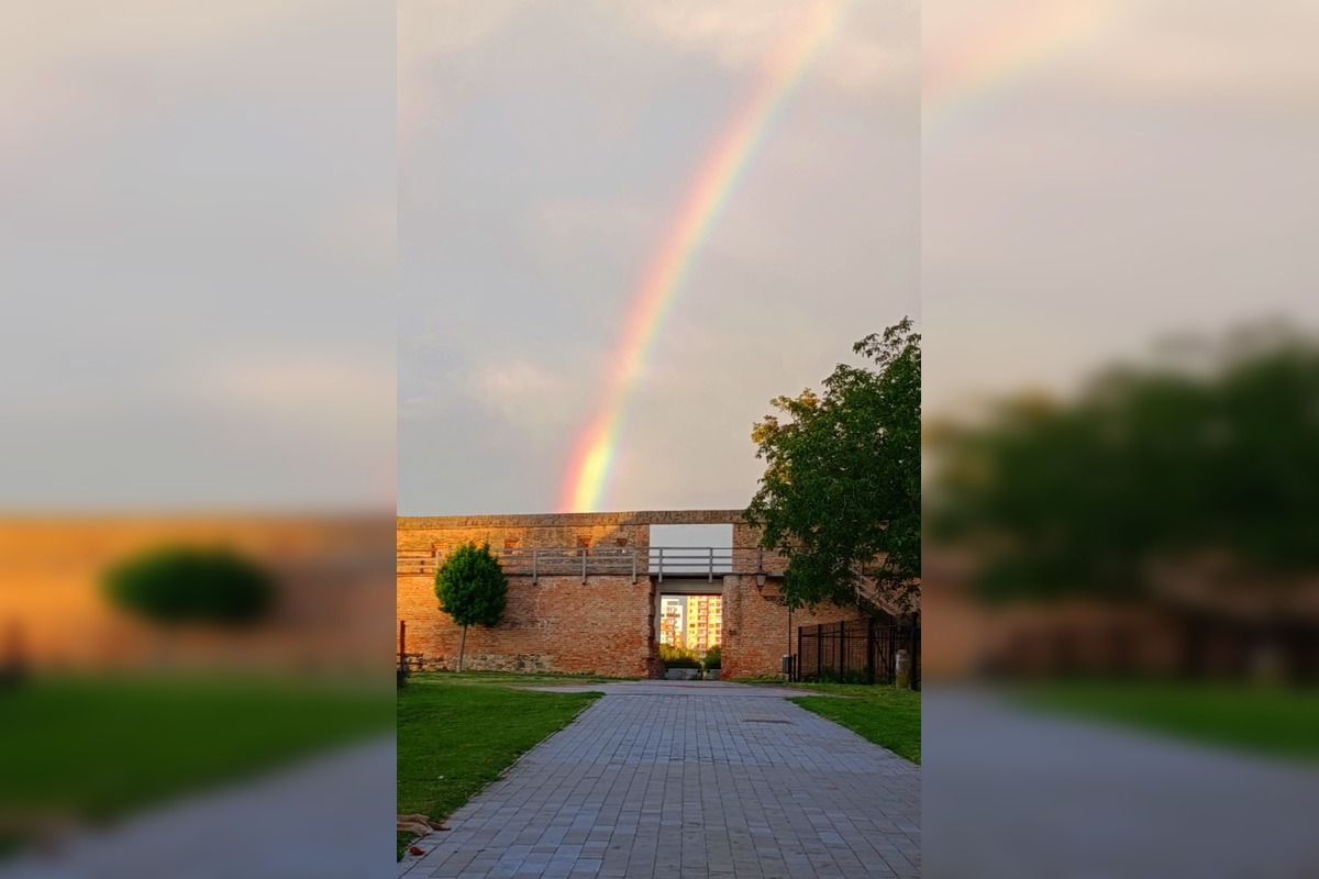 FOTO: Trnavčania zachytili krásnu dvojitú dúhu nad mestom, foto 4
