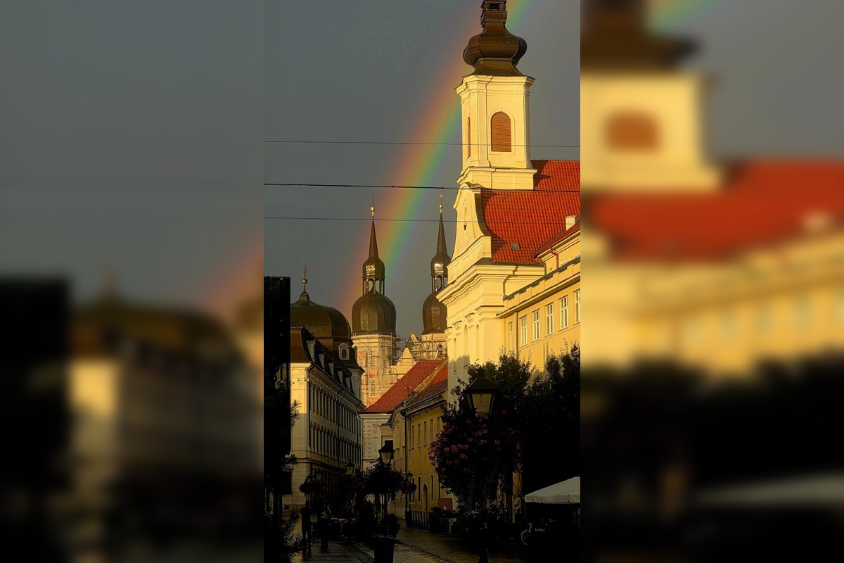 FOTO: Trnavčania zachytili krásnu dvojitú dúhu nad mestom, foto 12
