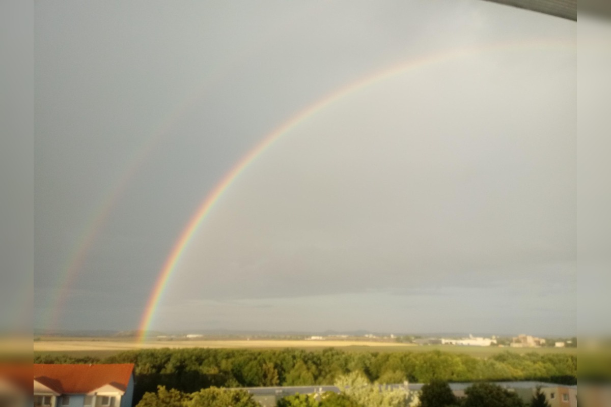 FOTO: Trnavčania zachytili krásnu dvojitú dúhu nad mestom, foto 13
