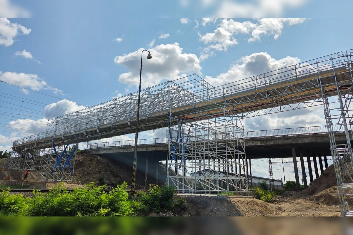 FOTO: Práce na novom moste v Seredi pokračujú, foto 2