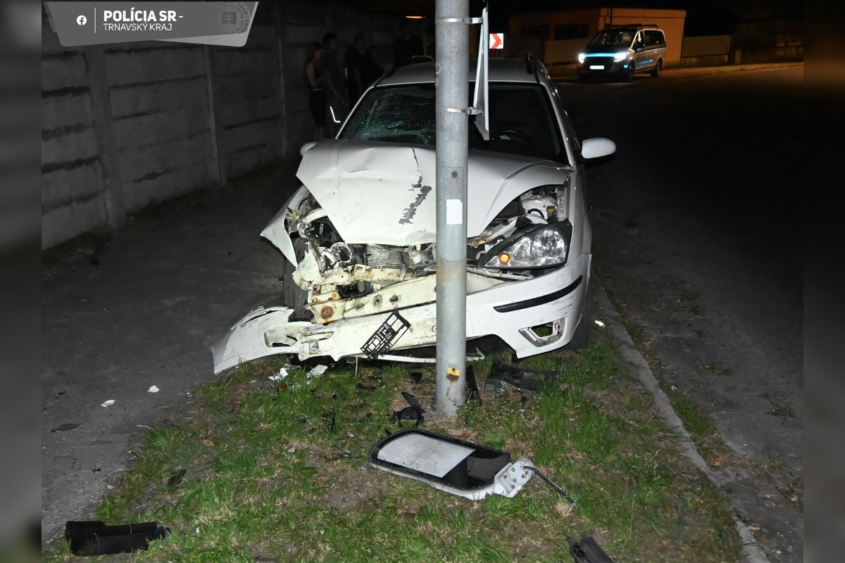 FOTO: Alkohol za volantom spôsobil na cestách v Trnavskom kraji počas víkendu viacero nehôd, foto 3