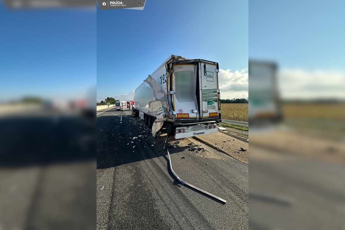 FOTO: Nehoda troch kamiónov na diaľnici, foto 5