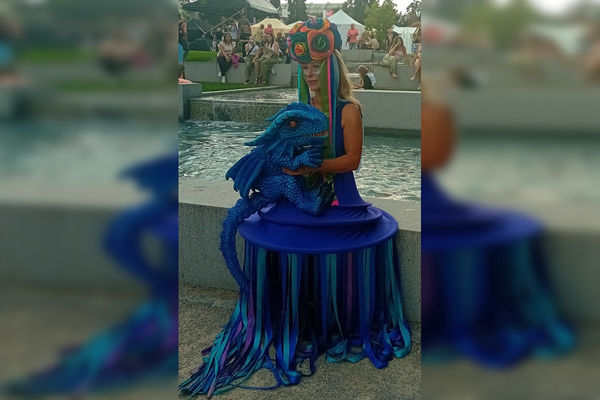 FOTO: Počas jarmoku v Ružovom parku zaujala ľudí Jarmočná diva, foto 4