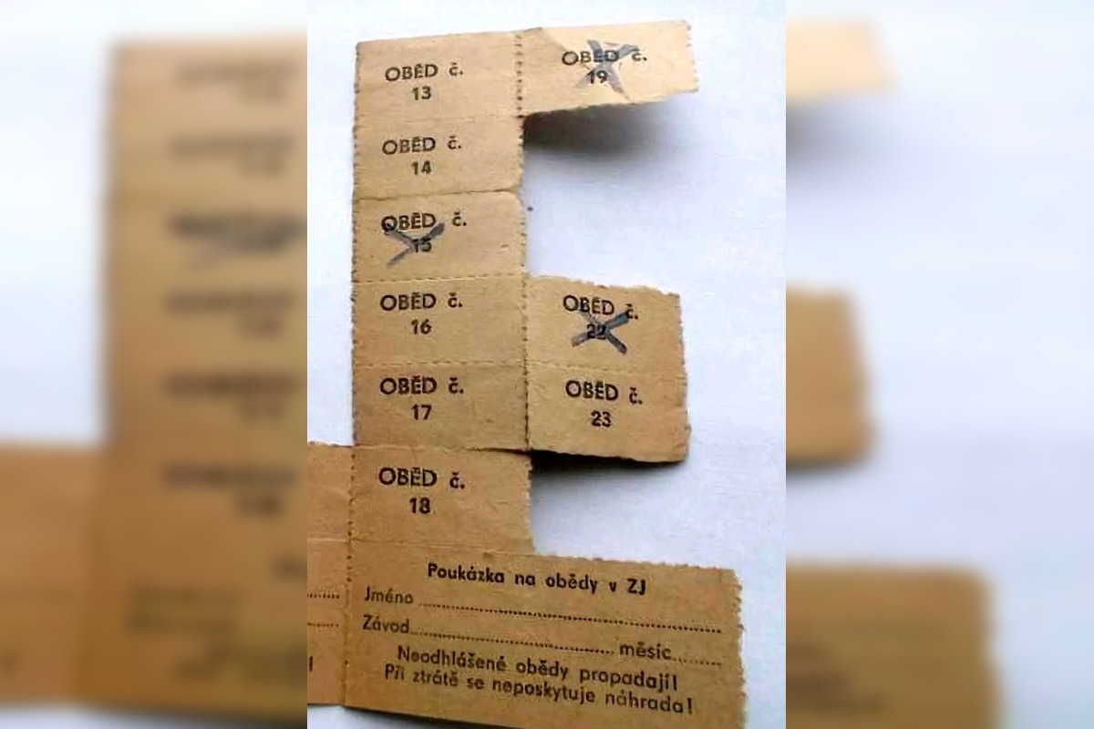 FOTO: Slováci a Česi spomínajú na historické stravenky, ktorými sa preukazovali v jedálni, pamätáte si ich aj vy?, foto 1