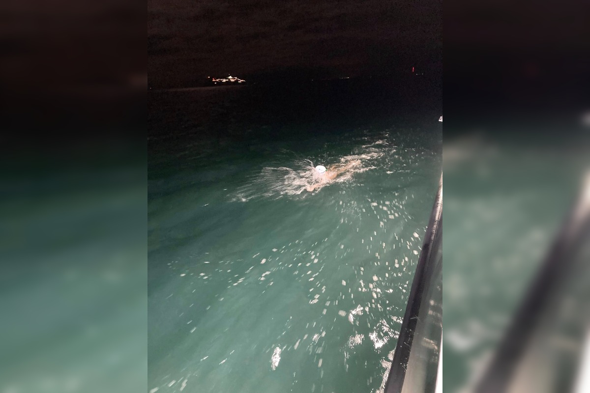 FOTO: La Manche v štafete preplával najmladší Slovák - trnavský plavec Marko, foto 3