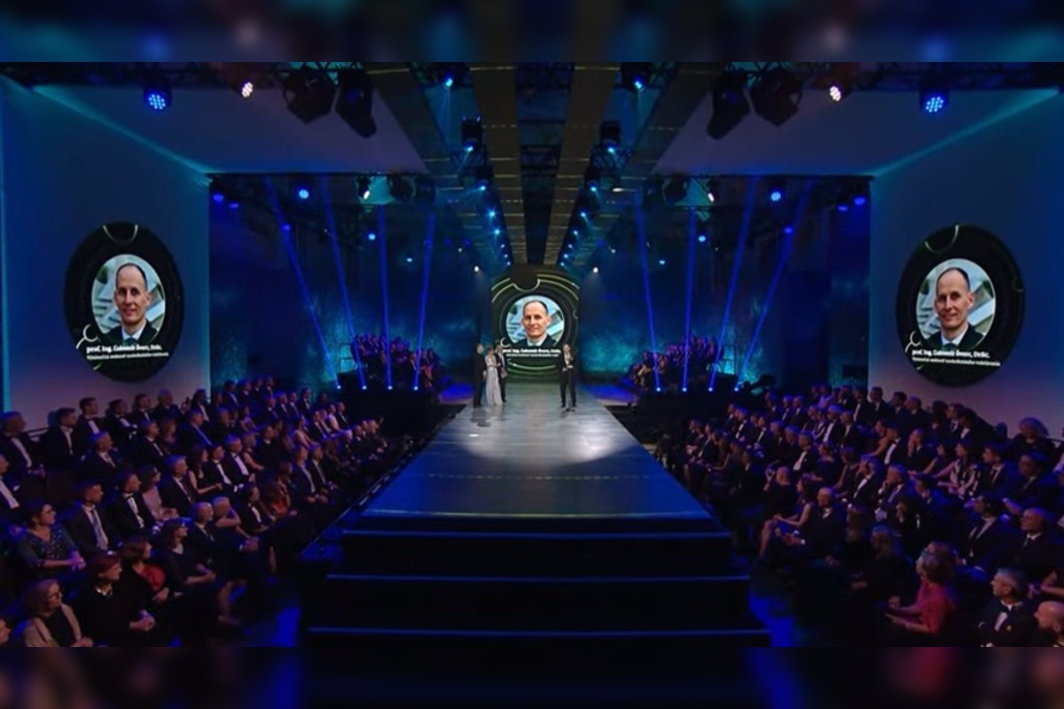 FOTO: Seredčan Ľubomír Švorc získal prestížne vedecké ocenenie, foto 3