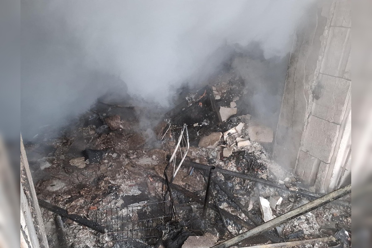 FOTO: V byte v Senici došlo k požiaru, foto 1