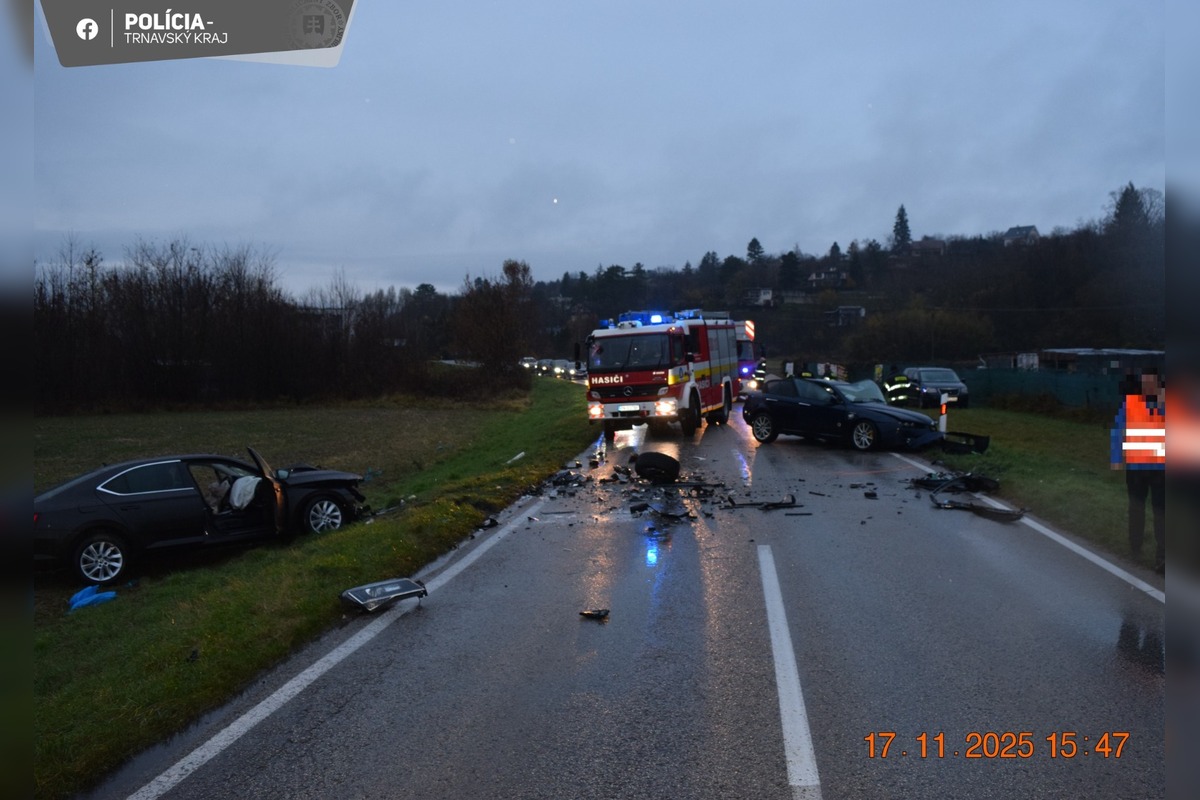 FOTO: Po nehode zostali z áut len vraky, foto 4