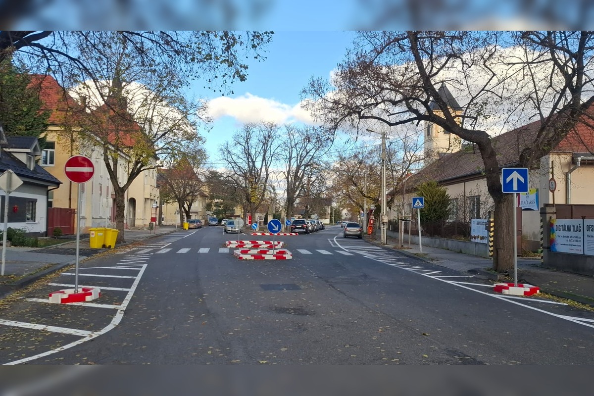 FOTO: V Piešťanoch došlo k novému značeniu ulíc, foto 3