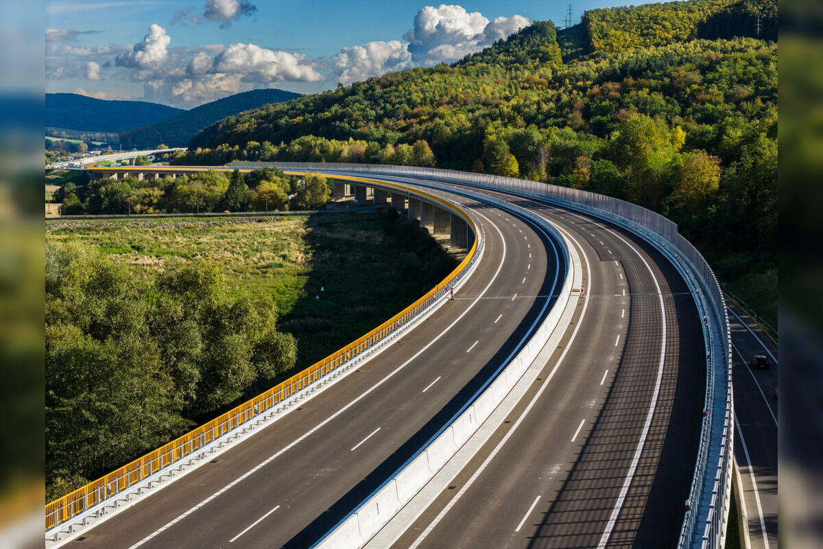 FOTO: Nový úsek R2 Kriváň – Mýtna slávnostne otvorili, foto 10