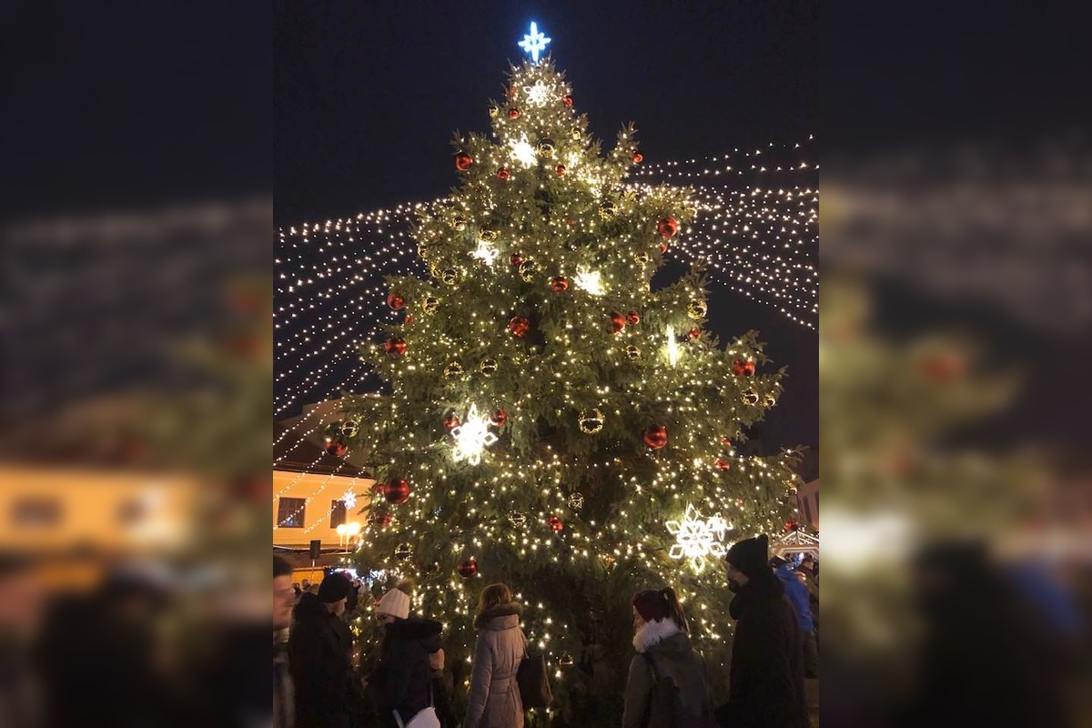 FOTO: Vianočný stromček v Trnave, foto 2