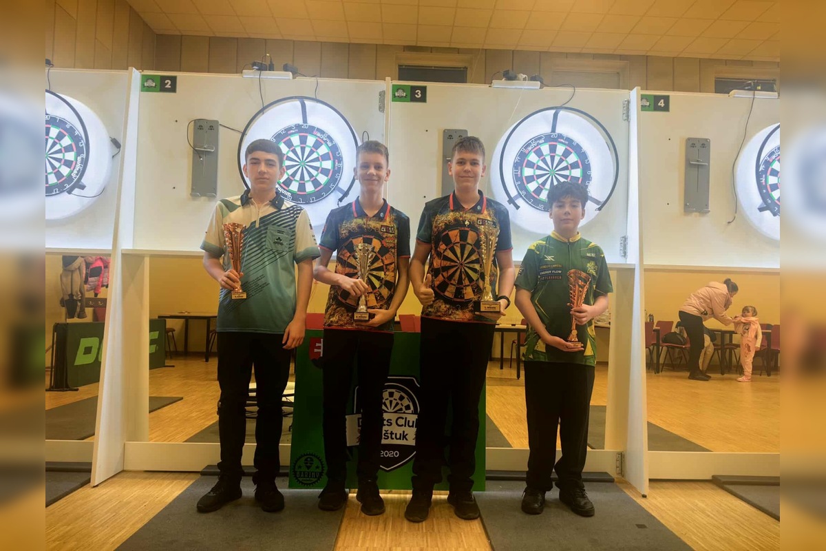 FOTO: Športový Hlohovec na vlne úspechov, mladé talenty aj skúsené kluby zbierajú medaily doma i v zahraničí, foto 1