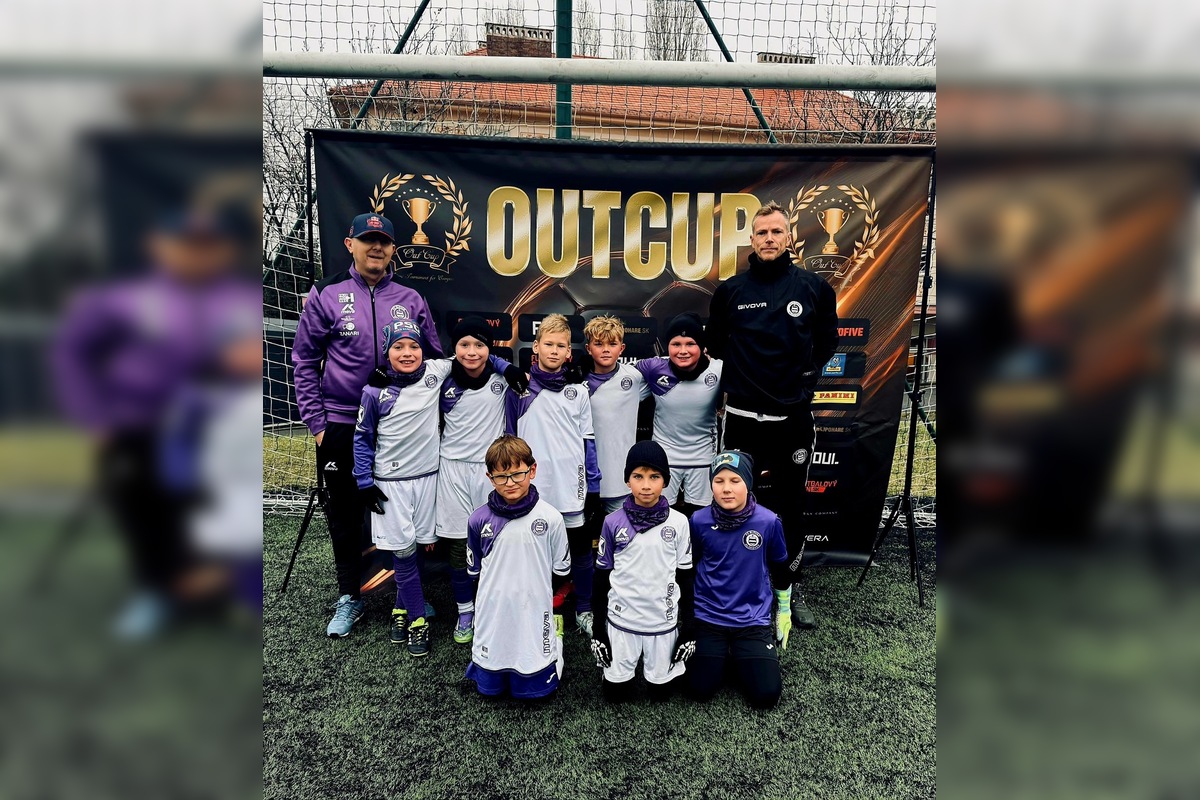 FOTO: Športový Hlohovec na vlne úspechov, mladé talenty aj skúsené kluby zbierajú medaily doma i v zahraničí, foto 13