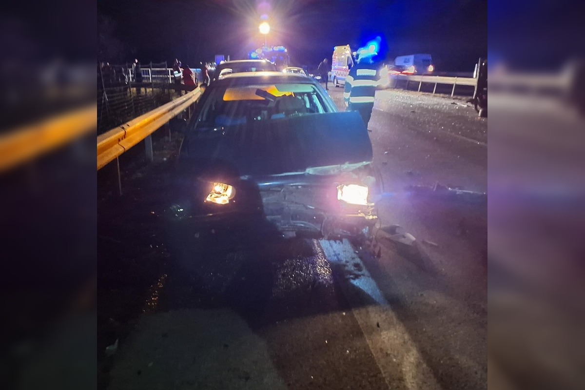 FOTO: Večerná nehoda na rýchlostnej ceste R1, foto 1