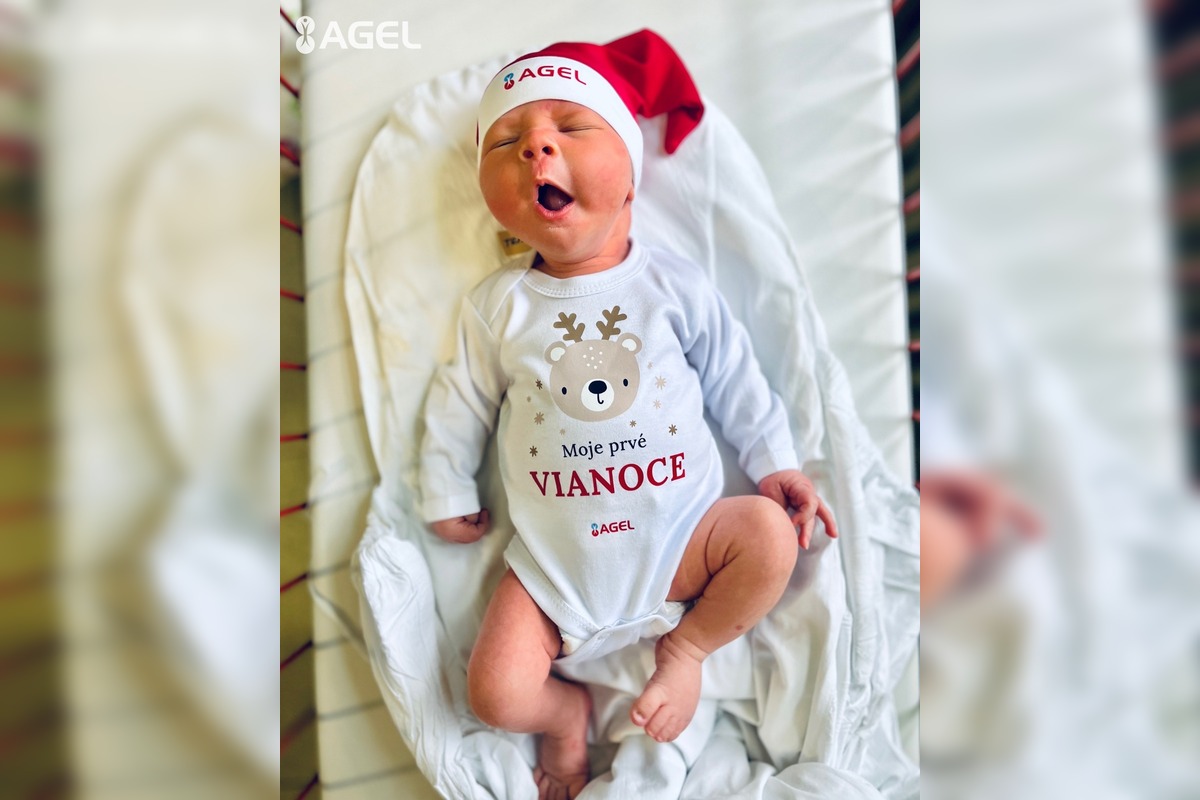 FOTO: Novopečení rodičia sa cez sviatky tešili novým prírastkom, foto 3