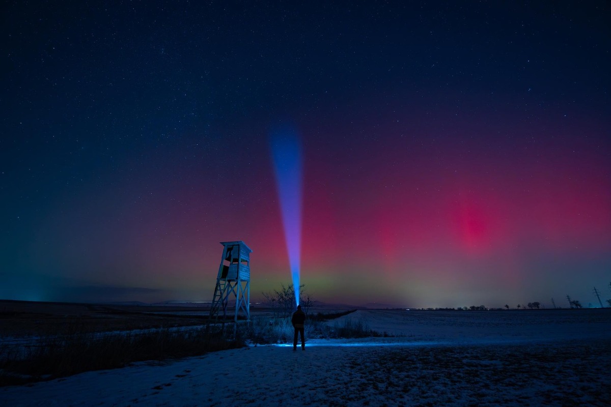 FOTO: V Trnave a Piešťanoch zachytili miestni krásnu polárnu žiaru, foto 3