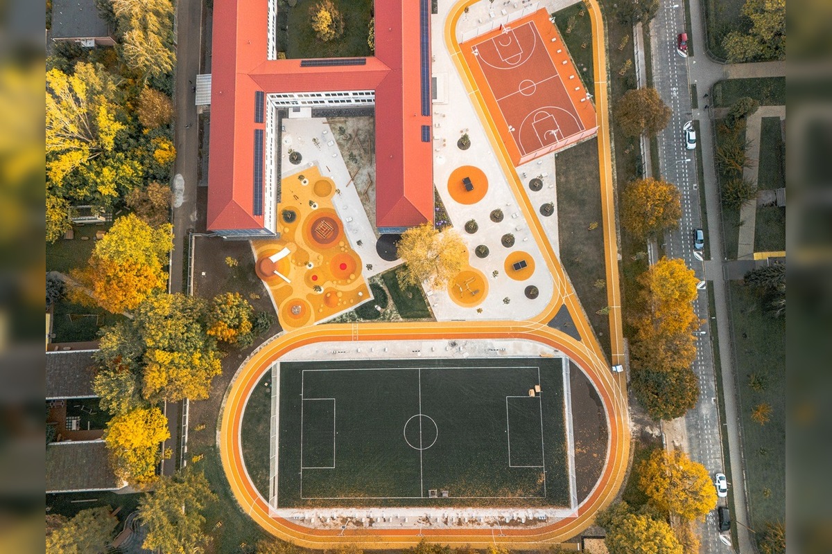 FOTO: Školský areál na Kornela Mahra je dokončený, foto 2