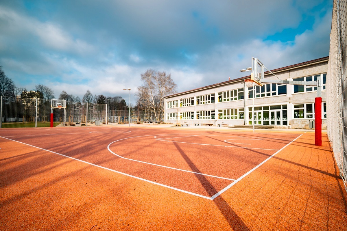 FOTO: Školský areál na Kornela Mahra je dokončený, foto 10