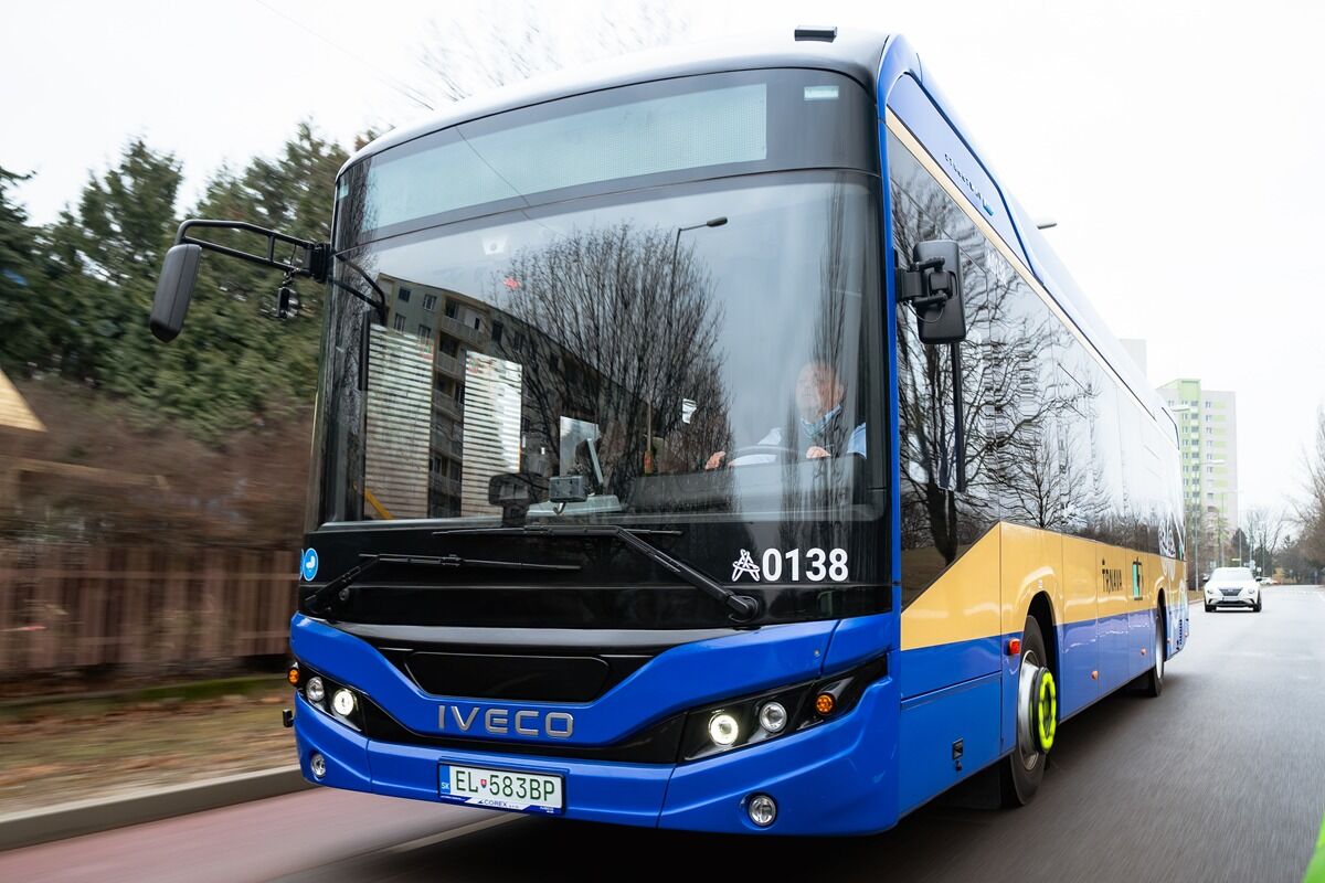 FOTO: Trnava má nové elektrobusy, foto 3