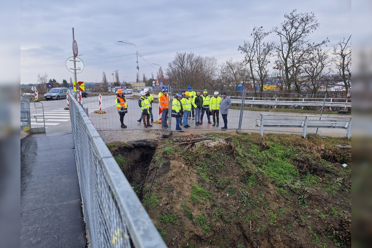 FOTO: Most v Seredi napreduje podľa plánu, foto 1