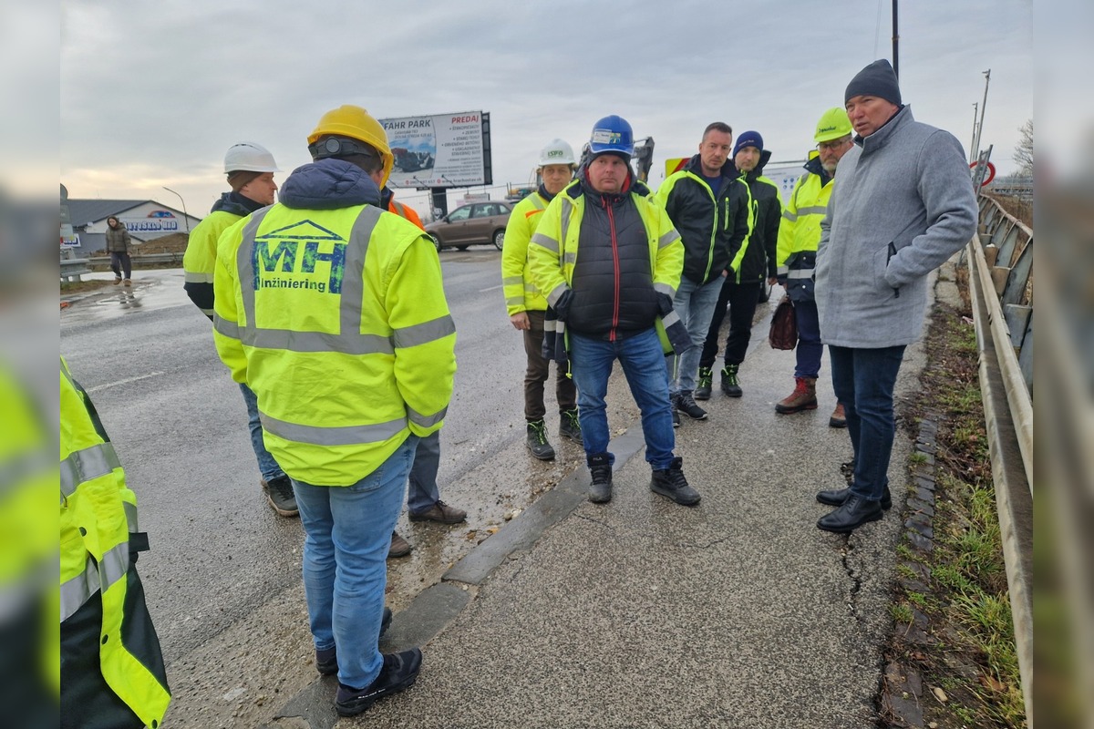 FOTO: Most v Seredi napreduje podľa plánu, foto 2