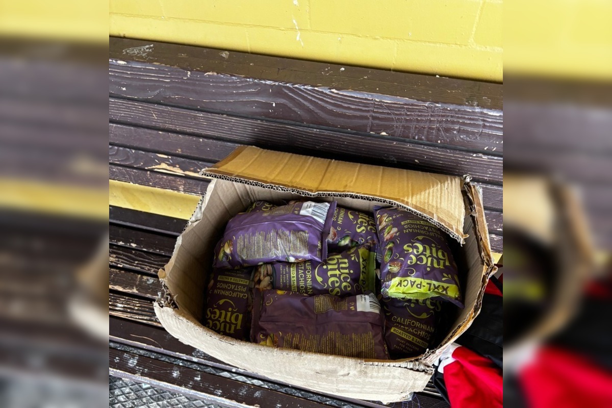 FOTO: Bizarná krádež v Seredi, páchatelia ukradli krabicu balených pistácii, foto 3