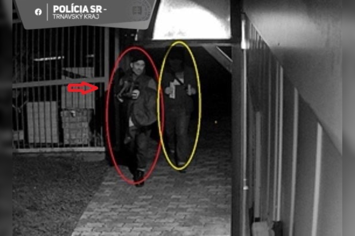 FOTO: Polícia pátra po zlodejovi, ukradol veľkú finančnú hotovosť, foto 5