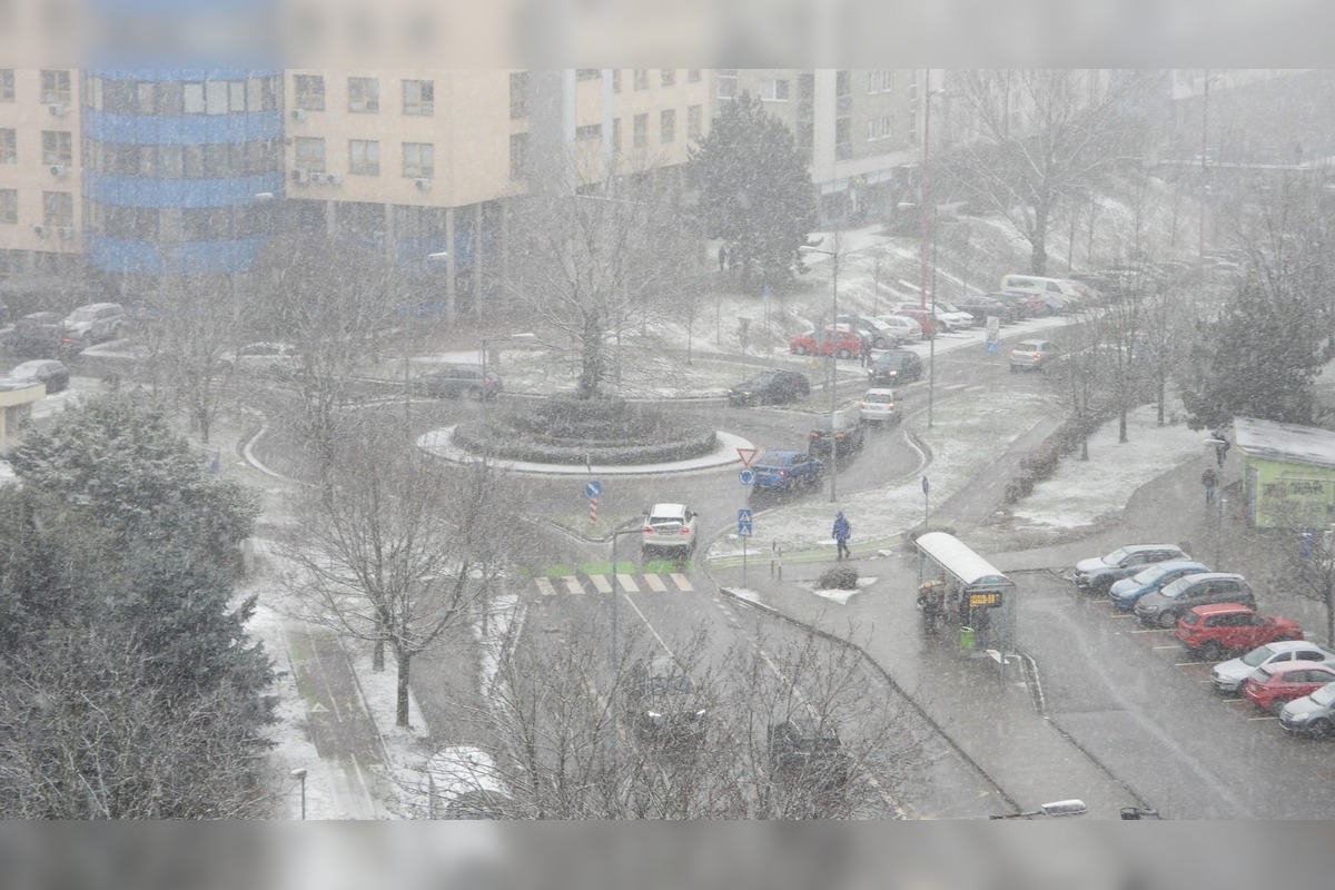 FOTO: Do Trnavy sa vrátila zima, foto 5