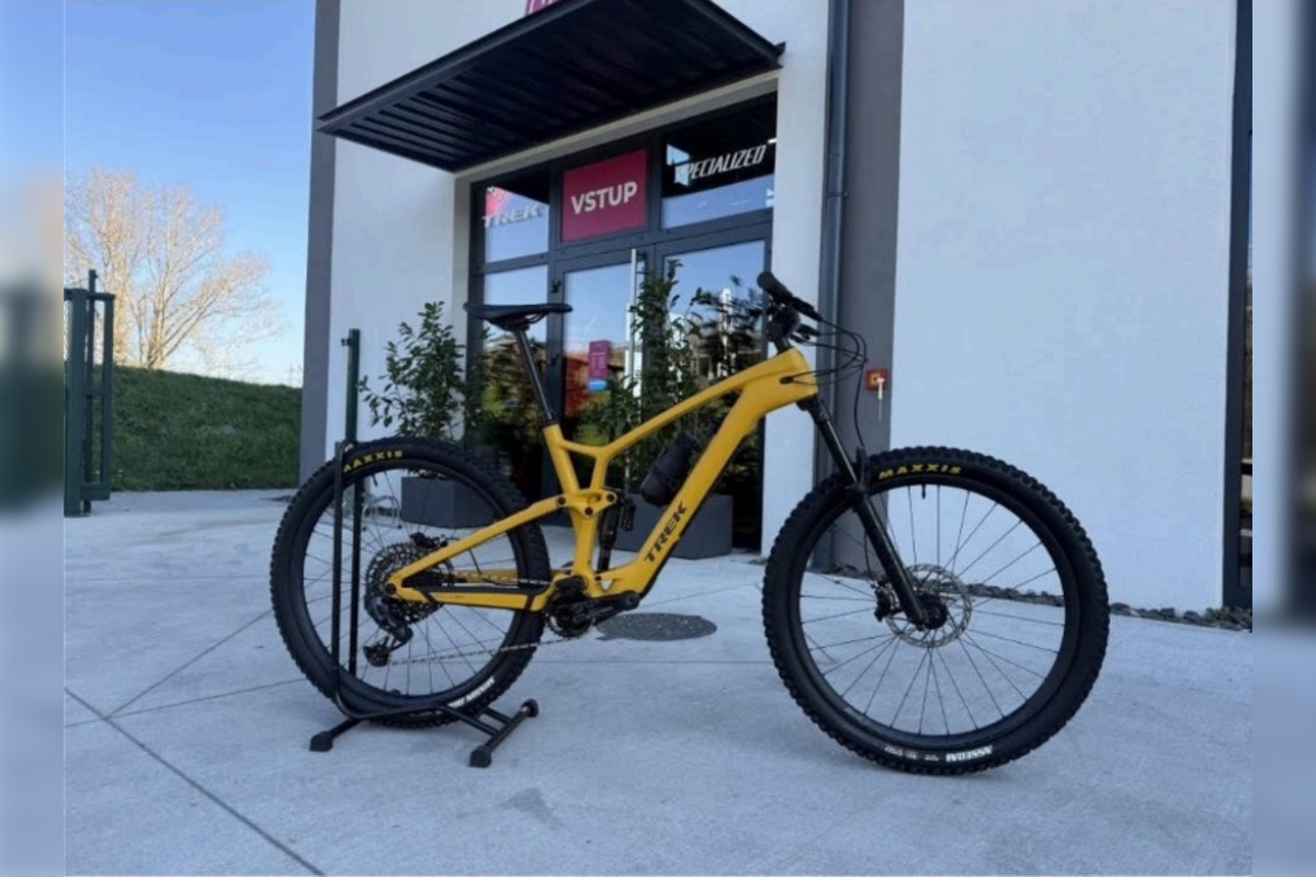 FOTO: Ukradnuté bicykle z predajne, foto 9