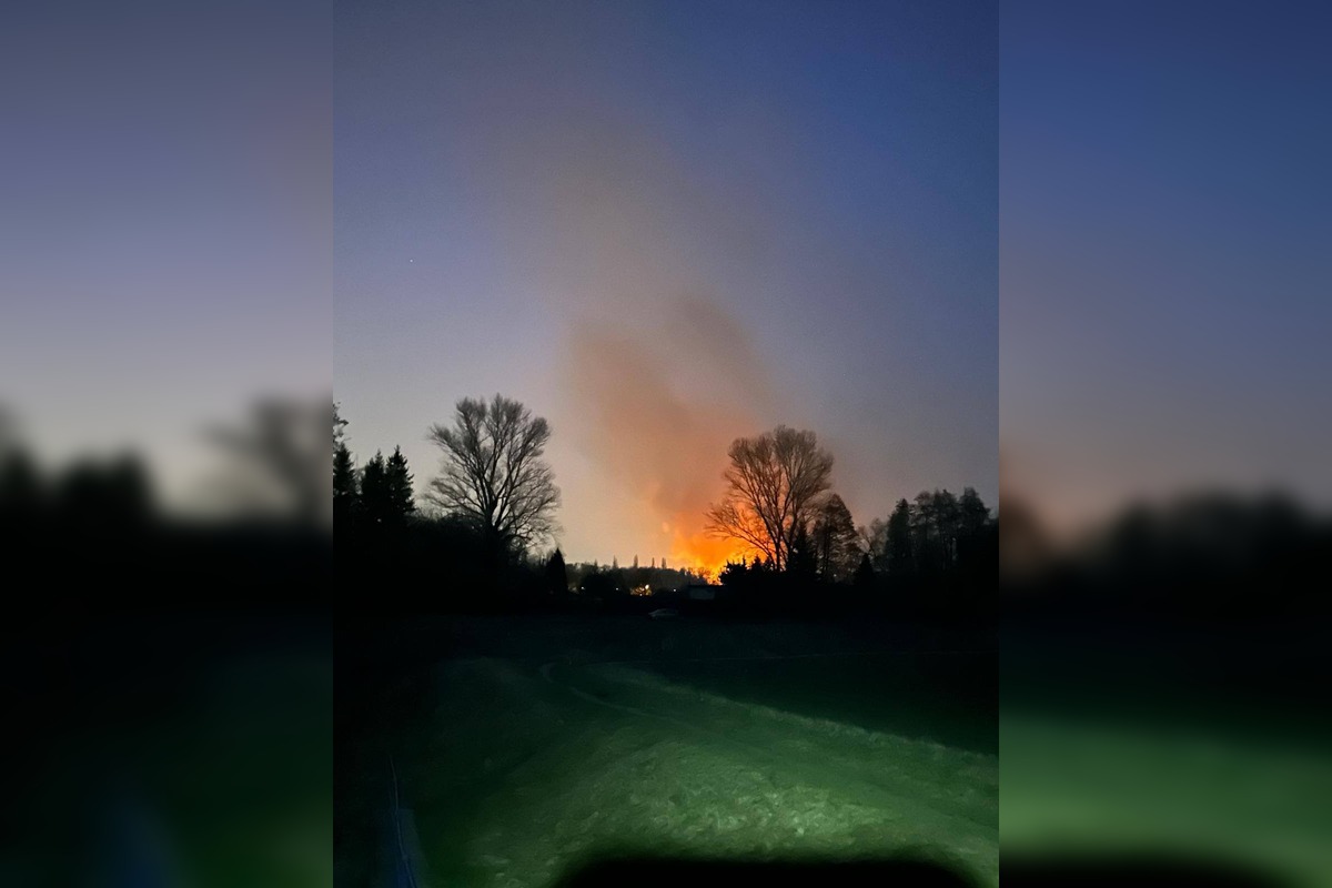 FOTO: Požiar suchého porastu v Kamennom mlyne, foto 1