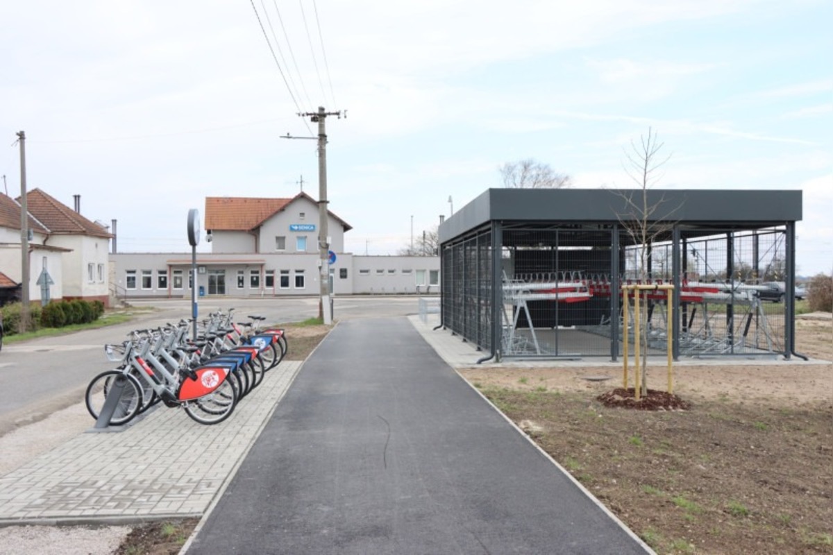 FOTO: Senica otvorila dve nové cyklotrasy a stanicu Bike & Ride, foto 10