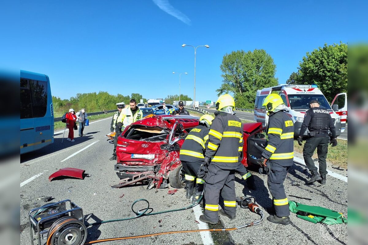FOTO: Vážna nehoda pri Piešťanoch, foto 4
