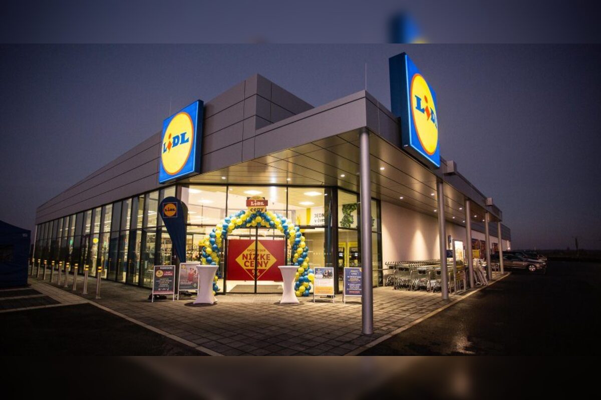 FOTO: Sviatky zamiešajú otváracími hodinami, foto 2