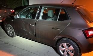 Zlodejov prichytili pri čine, pri pokuse o útek zdevastovali 2 policajné autá, jeden z nich zomrel