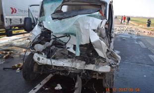 V okrese Dunajská streda sa stala tragická nehoda, zrazili sa kamión, dodávka a 2 autá