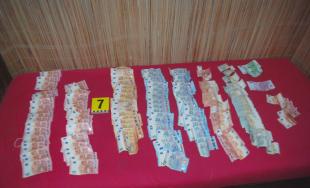 Polícia našla drogy v Jalšovom, pri prehliadke zaistili metamfetamín a konope v hodnote cez 2 tisíc