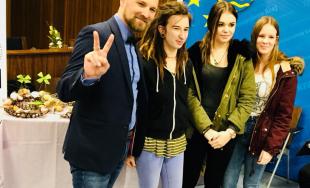 Veľkonočné trhy klientov sociálnych zariadení opäť spríjemnili atmosféru na Úrade TTSK