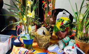 Veľkonočné trhy klientov sociálnych zariadení opäť spríjemnili atmosféru na Úrade TTSK