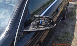 Na R1 pri Seredi sa zrazili 3 autá, nehodu spôsobil 83-vodič zo Šale, ktorý jazdil v protismere