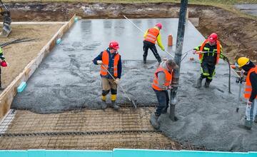 FOTO: V Senici začali s výstavbou novej telocvične