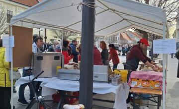 FOTO: Tradičné trnavské fašiangy o návštevníkov nemajú núdzu
