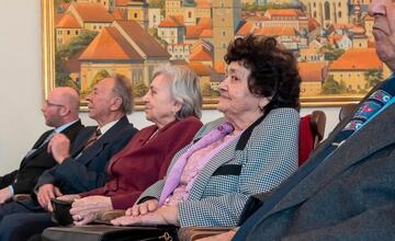 FOTO: Trnava udelila ocenenia dlhotrvajúcim manželským párom