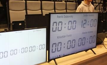 FOTO: V Trnave sa konala jedna z prvých prezidentských debát. Zorganizovali ju študenti