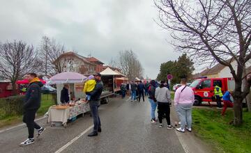 FOTO: Medzinárodný klobásový festival v Sládkovičove je v plnom prúde