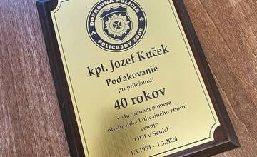 FOTO: V Senici slúži najstarší policajt Trnavského kraja. Jozef je v službe už 40 rokov