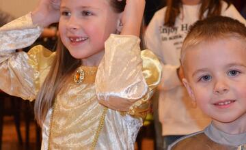 FOTO: V Skalici sa konal karneval. Prišiel rytier aj Snehulienka